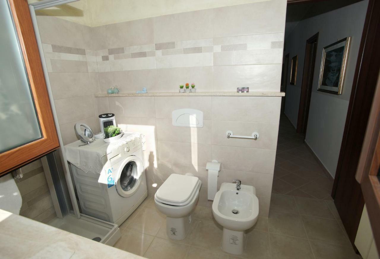 Arcobaleno Apartment Fondi Dış mekan fotoğraf