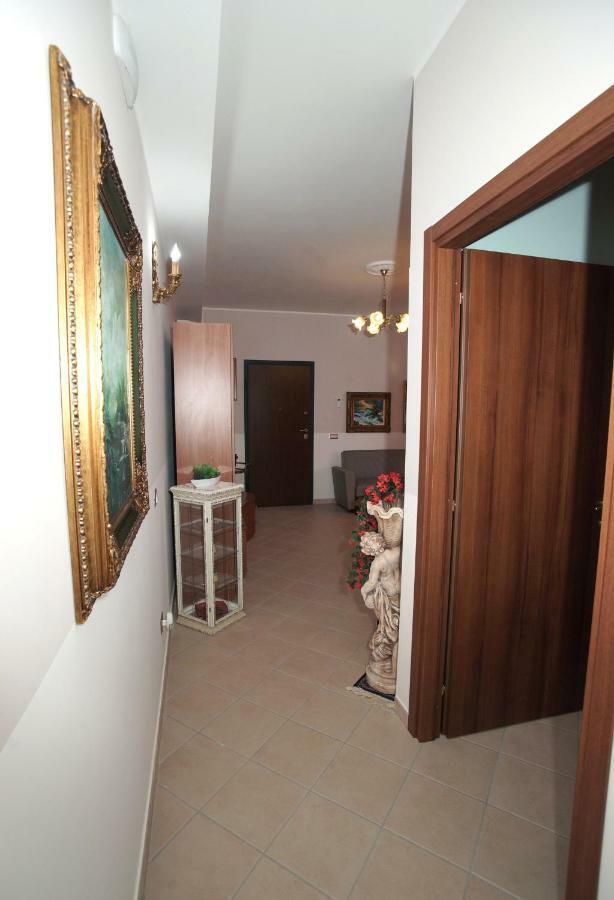Arcobaleno Apartment Fondi Dış mekan fotoğraf