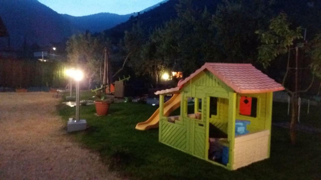Arcobaleno Apartment Fondi Dış mekan fotoğraf