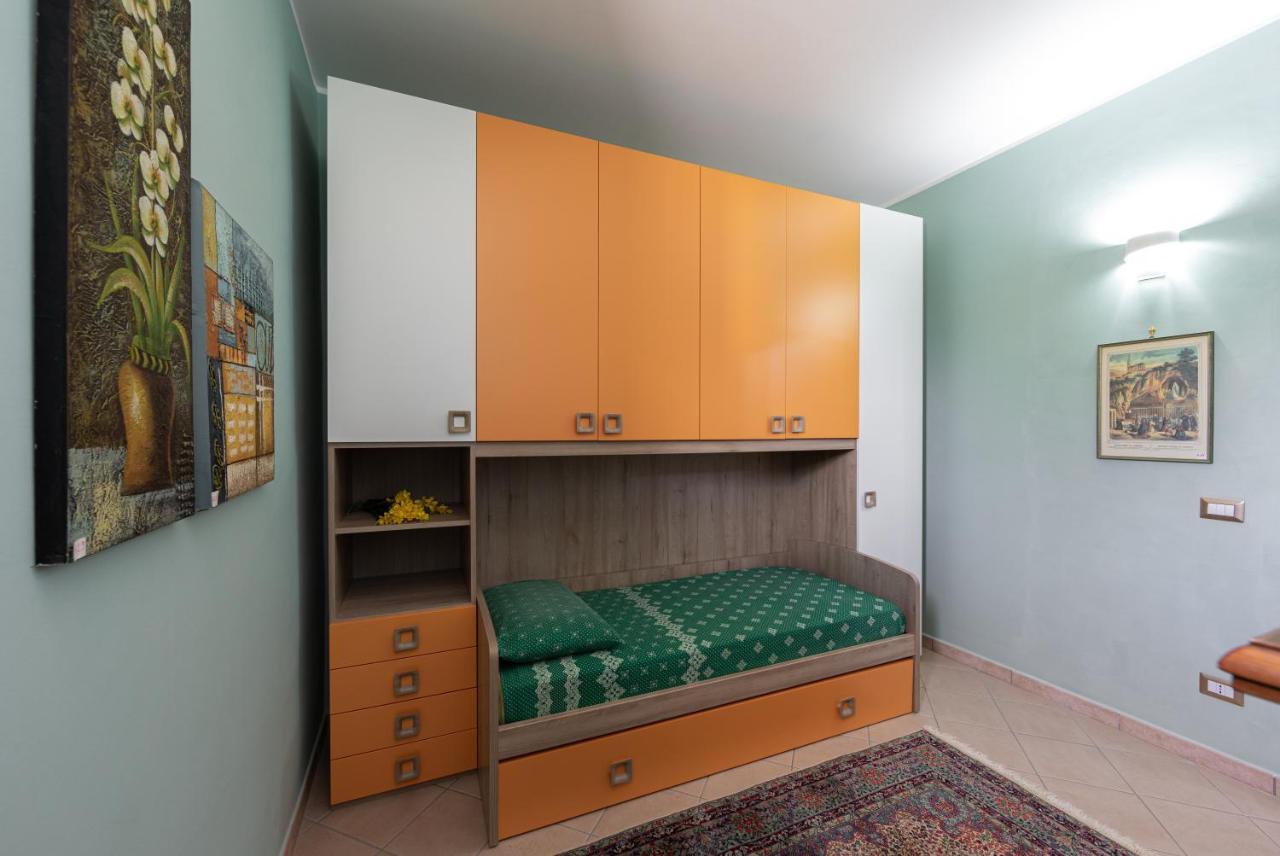 Arcobaleno Apartment Fondi Dış mekan fotoğraf