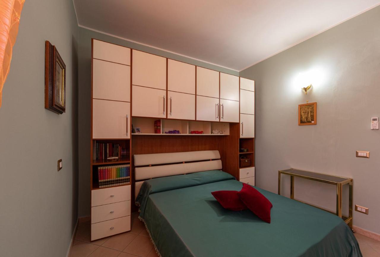 Arcobaleno Apartment Fondi Dış mekan fotoğraf